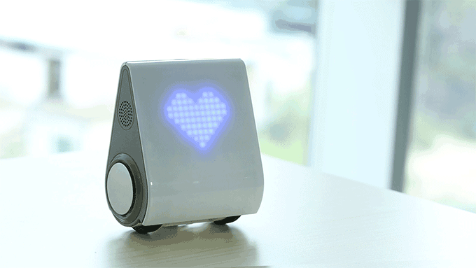 Codeybot: новый робот, который учит детей программированию