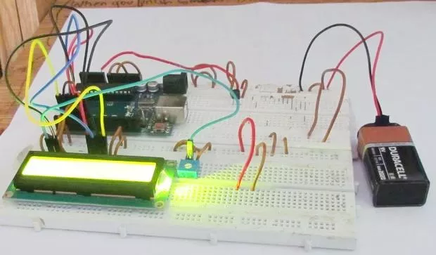 Цифровой температурный датчик на основе Arduino