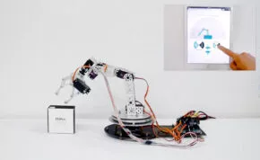 Контролируем руку робота с помощью Ардуино через интернет